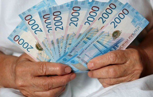 Прояснились подробности о том, как будут индексироваться пенсии работающих пенсионеров в 2025 году