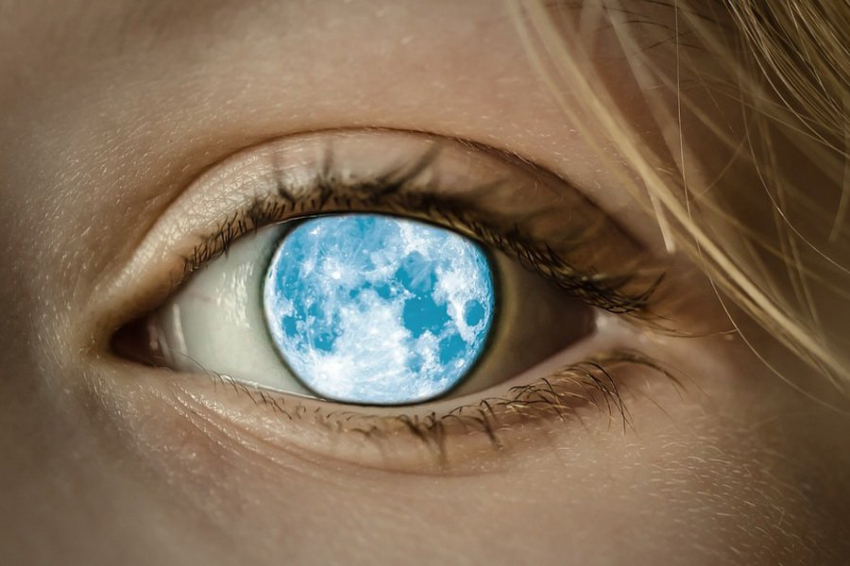 Сомнолог Полуэктов объяснил причины приступов лунатизма