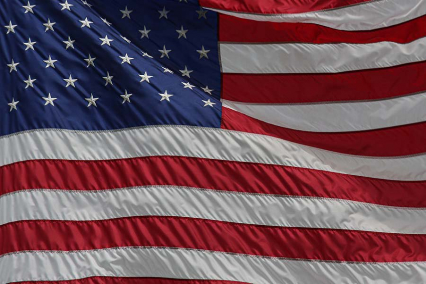 Республиканцы утвердили Вэнса кандидатом в вице-президенты США