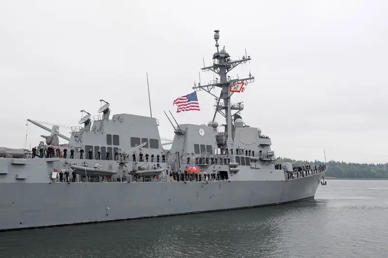 «Рискованное поведение»: появление двух кораблей ВМС США в Тайваньском проливе вызвало негативную реакцию Пекина