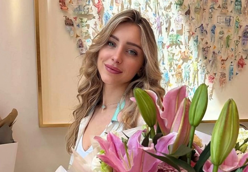 Юлия Вавилова встретила 8 Марта с Павлом Дуровым в Париже