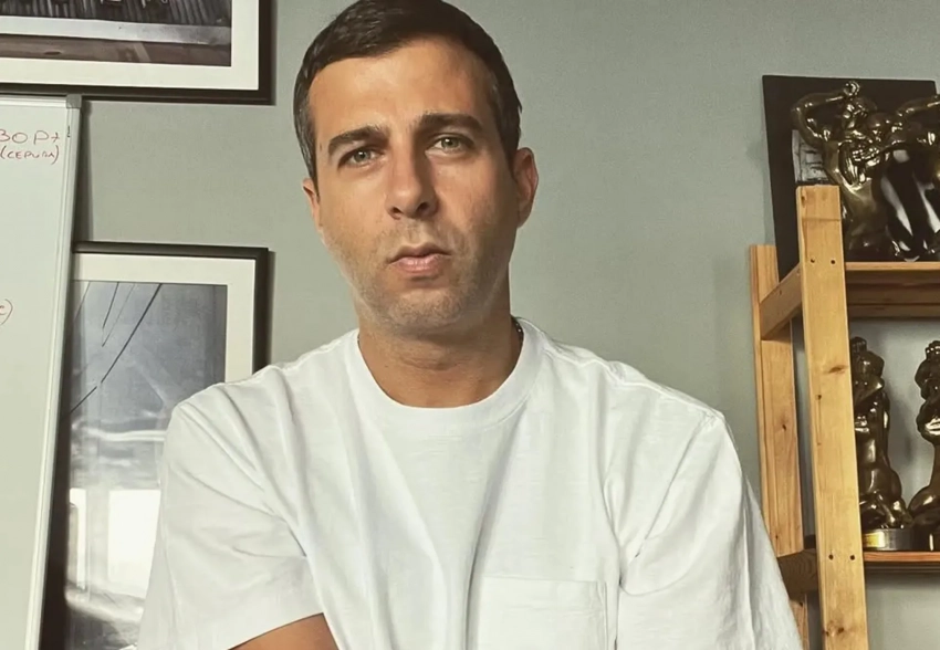 "Не переезжаю". Иван Ургант отреагировал на слухи о своей эмиграции