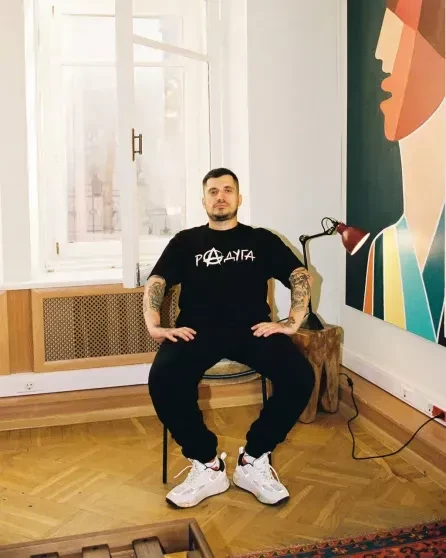 Умер Паша Техник