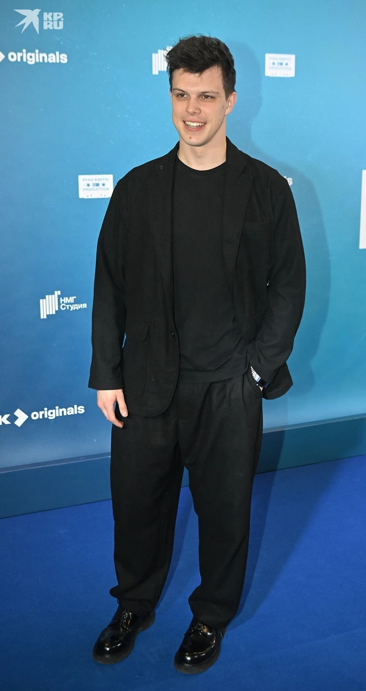 Игорь Верник рассказал, почему сын не сразу стал актером: «Хотел заняться другим… но все-таки гены не обманешь»