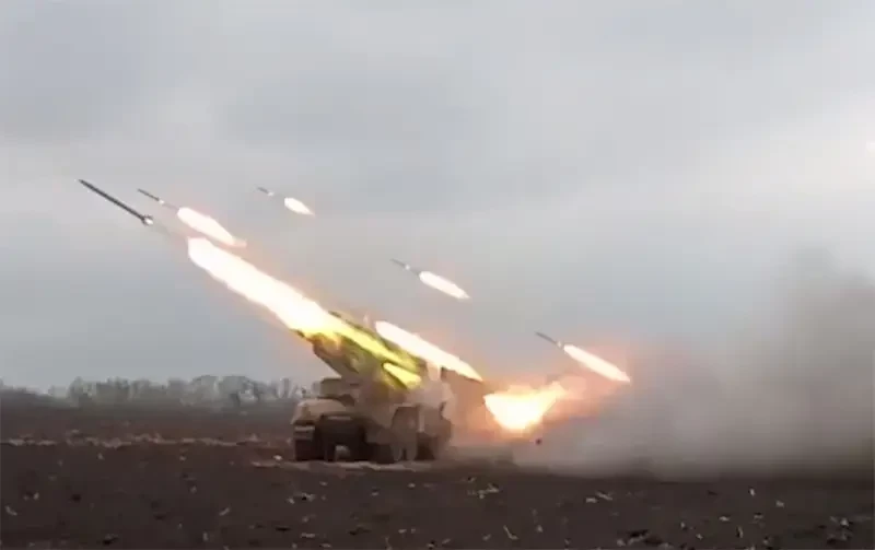 Военкор обозначил мгновенное исполнение ВС РФ приказа о пасхальном перемирии как пример улучшения ситуации с управлением войсковыми группировками