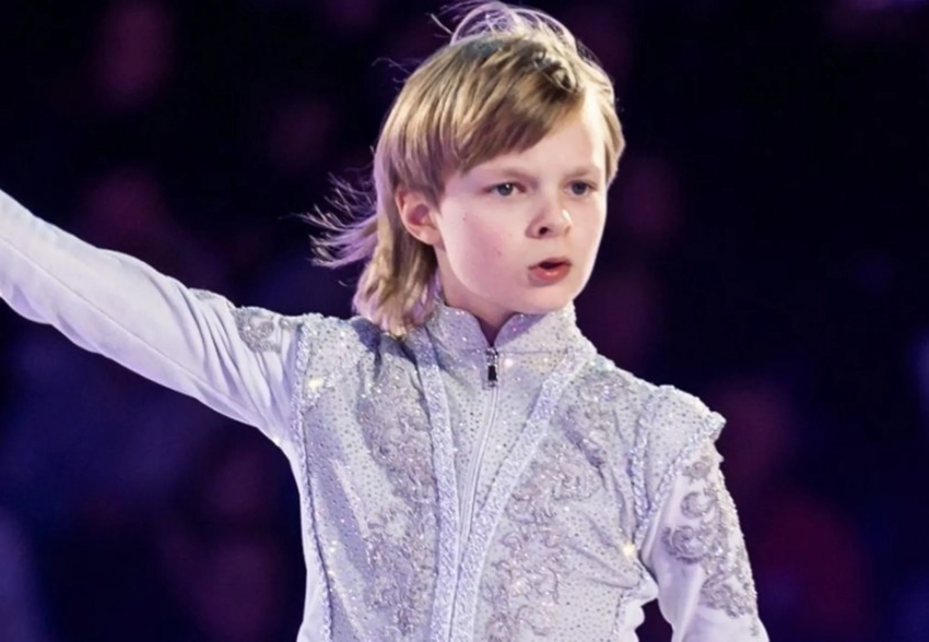 "Меня обзывали "козлом", включая маты". Сын Яны Рудковской рассказал, как его унижал тренер Сергей Розанов, которого обвиняют в педофилии