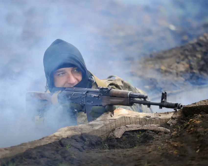 «Время жизни FPV-дрона на передке порой больше, чем у нашего солдата в окопе» - военнослужащий ВСУ о ситуации в курском приграничье