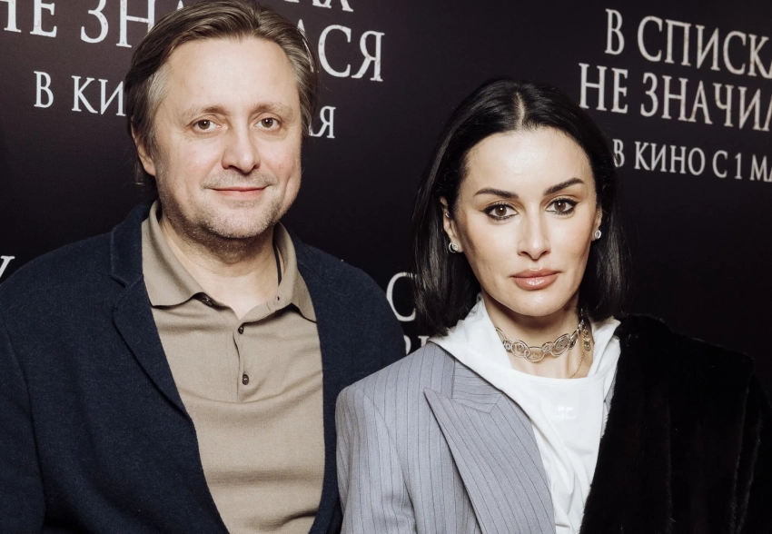 Тина Канделаки, Владимир Машков, Ирина Винер и Артём Михалков на премьере фильма "В списках не значился"