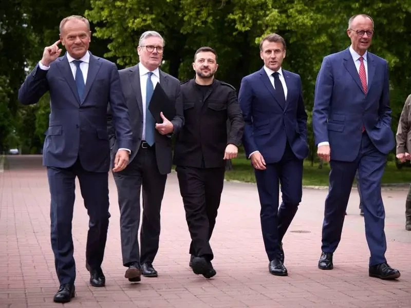 «Резидент»: Переговоров в Стамбуле не будет, Киев при поддержке Европы продолжит требовать введения 30-дневного перемирия