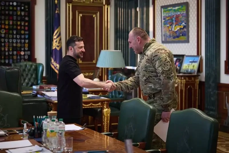 «Если папа с мамой ума не дали – не даст уже никто»: Генерал СБУ раскритиковал Зеленского за раскрытие деталей операции «Паутина»