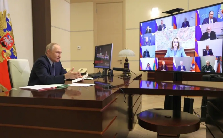 На Украине не верят, что президент РФ провёл вчера заседание Совбеза только для обсуждения духовно-нравственных ценностей