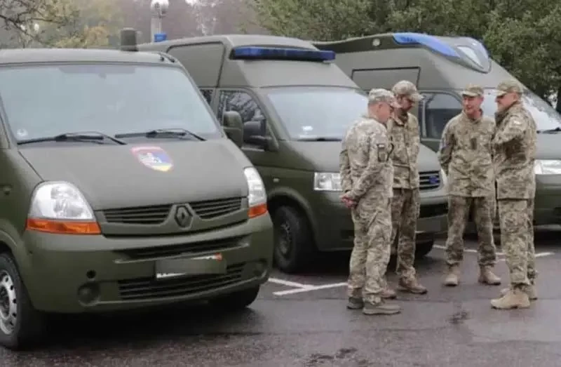 После ударов ВС РФ по зданиям бывших военкоматов на Украине решили создать мобильные ТЦК