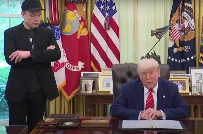 Не только из-за «напряженности» в отношениях с Маском: Трамп ищет альтернативу SpaceX для создания системы ПРО «Золотой купол»