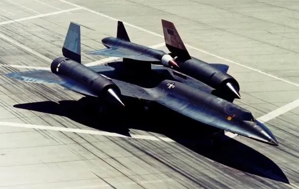 Секретный дрон D-21 и операция «Большой кубок»