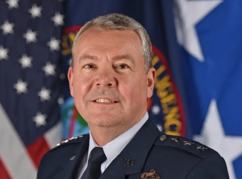 «Непозитивно» доложил по Ирану: с должности снят глава военной разведки США