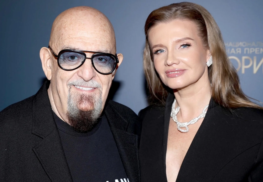 Михаил Шуфутинский женился на танцовщице из своего коллектива на 29 лет младше него