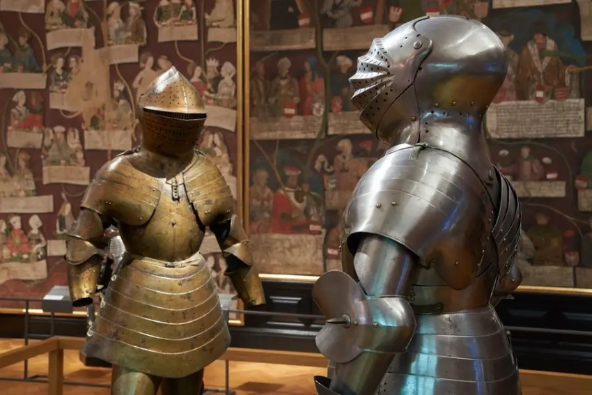 Очередная галерея. На этот раз детских рыцарских доспехов