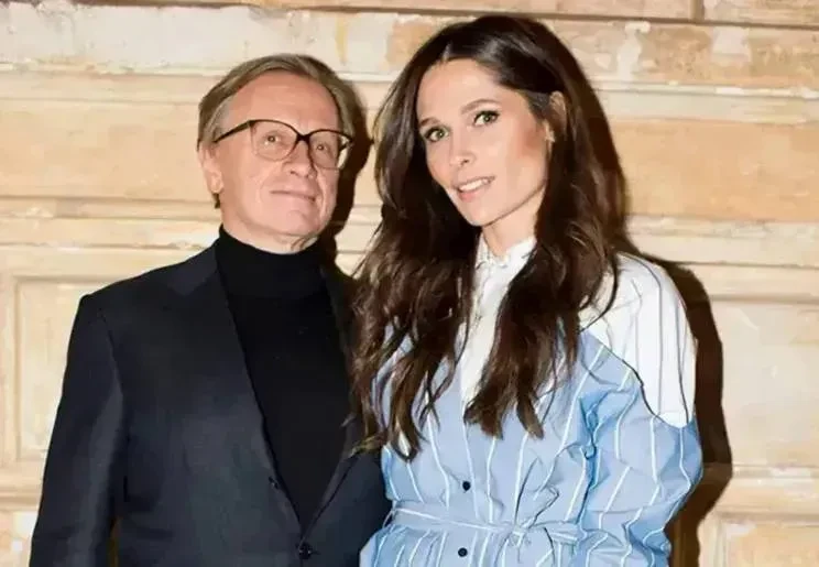 К Полине Аскери, с которой бывший муж-миллиардер Борис Белоцерковский судился из-за подарков, захотели вернуться трое мужчин