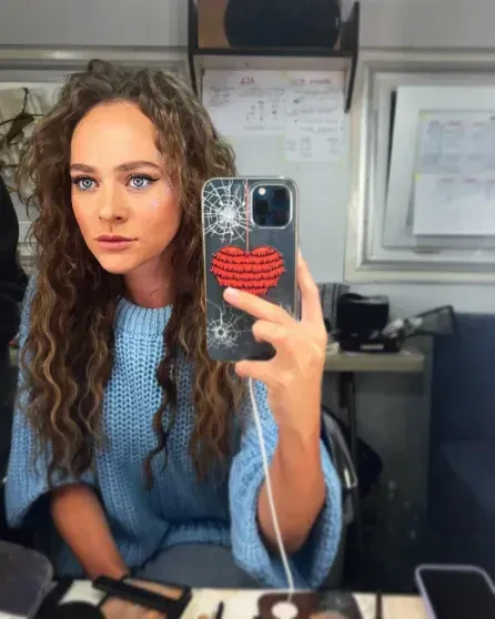 "Трагическая глупость". Юлия Снигирь, Евгений Цыганов и Леонид Ярмольник поддержали Аглаю Тарасову в суде по делу о наркотиках