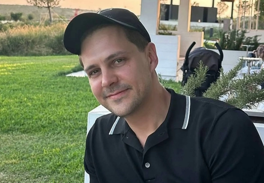 "Нельзя сегодня быть феминисткой, завтра принцессой". В сети обсуждают слова Милоша Биковича о женской свободе