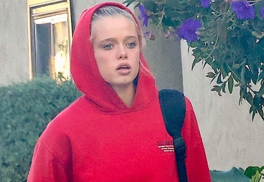 Дочь Анджелины Джоли и Брэда Питта засняли в Лос-Анджелесе