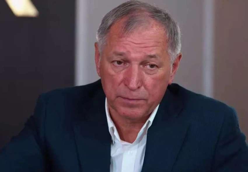 "На жизнь у меня денег нет, я занимаю". Экс-владелец "Южуралзолота" Константин Струков пожаловался на бедность