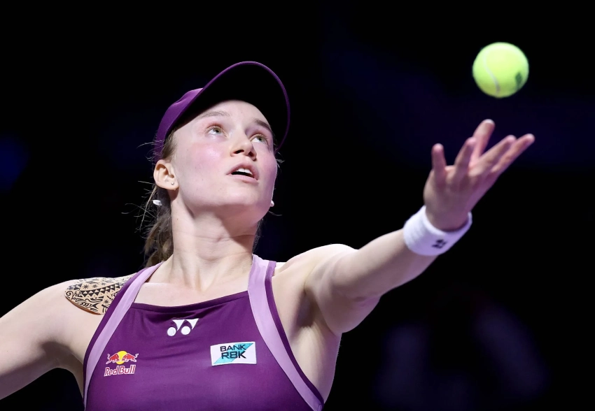 Елена Рыбакина победила в итоговом турнире WTA и заработала крупнейшие призовые в истории женского спорта