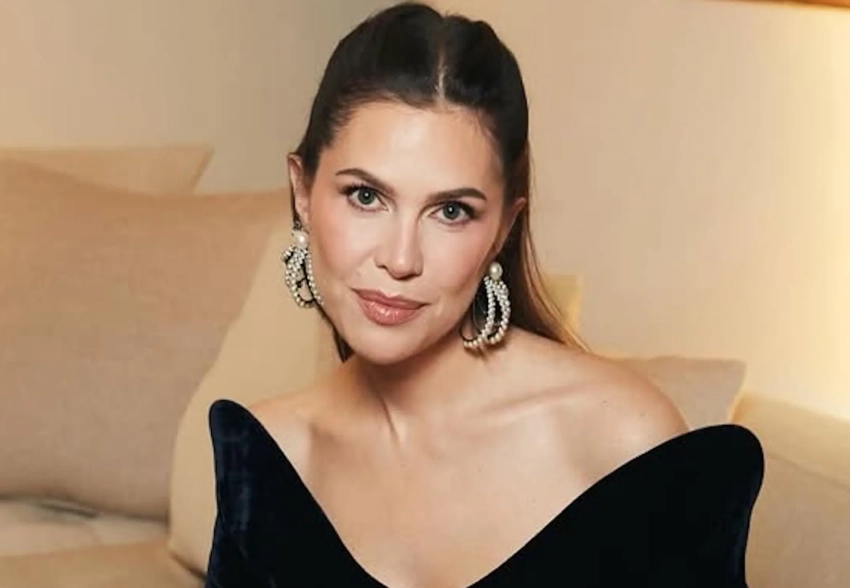 "Вечеринка, Париж, 2007 год". В сети появилось архивное фото Даши Жуковой до замужества с Романом Абрамовичем