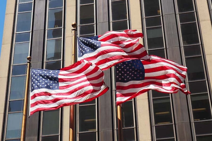 Массовые увольнения американских дипломатов говорят о смене внешней политики США