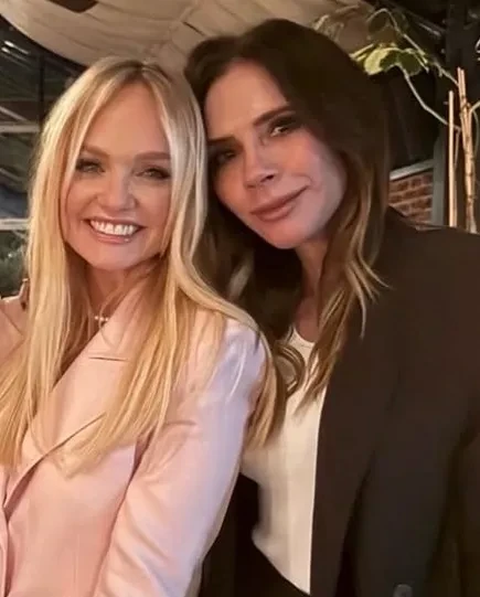 Виктория Бекхэм впервые появилась на публике после скандальных обвинений со стороны старшего сына Бруклина