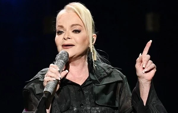 На первый концерт Долиной в 2026 году в Москве продали менее половины билетов