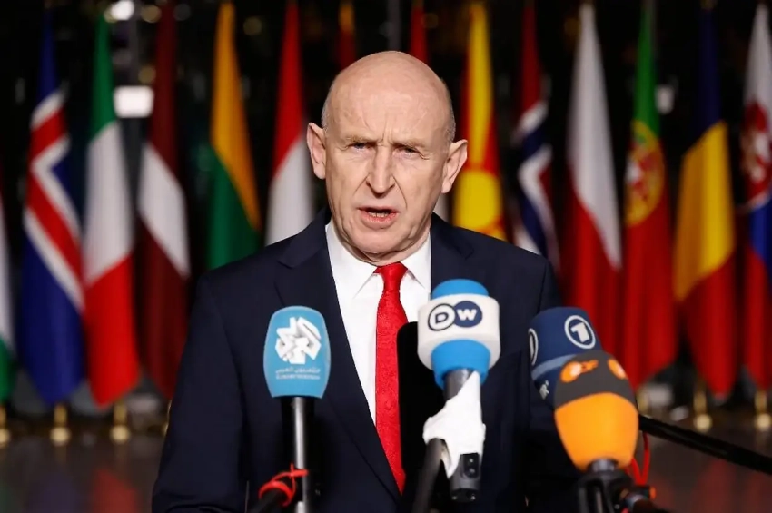 Британия поддержит Киев деньгами и обещаниями, оружия у британцев для Киева нет