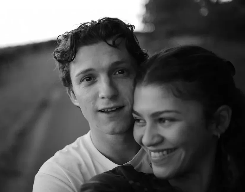 Зендая подтвердила слухи о свадьбе с Томом Холландом и показала обручальное кольцо