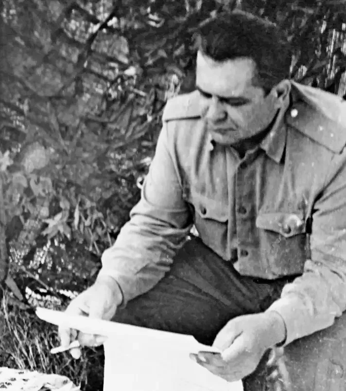 «Если хочешь пулю в зад — приезжай в Асадабад»