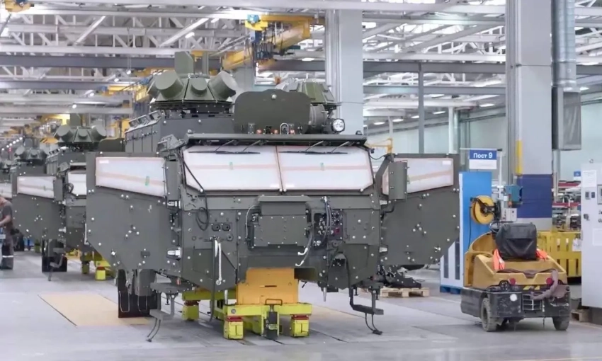 «Быстрота производства и повышенная живучесть»: выпуск бронемашины «Хищник»