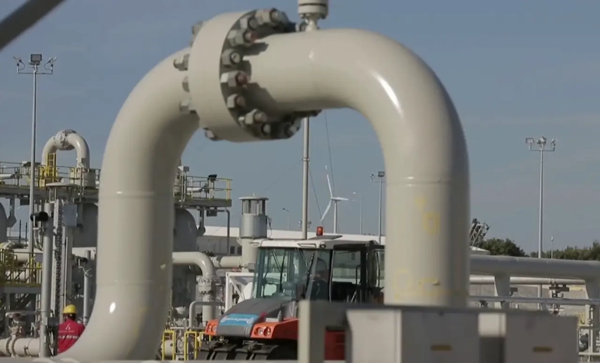 МИД Венгрии: В атаках на «Турецкий поток» и «Голубой поток» виновата Украина