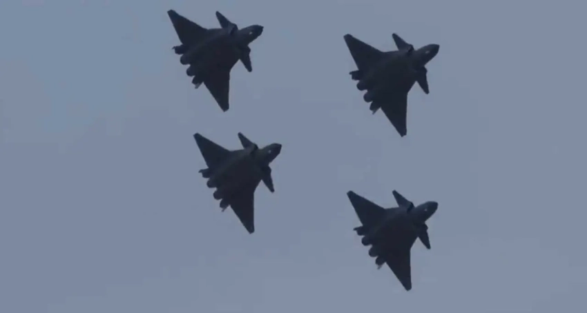 Имя конструктора J-20 странным образом исчезло с профильного сайта в Китае