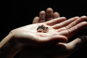 Десять вещей, которые нельзя делать супругам вместе из-за риска расстаться