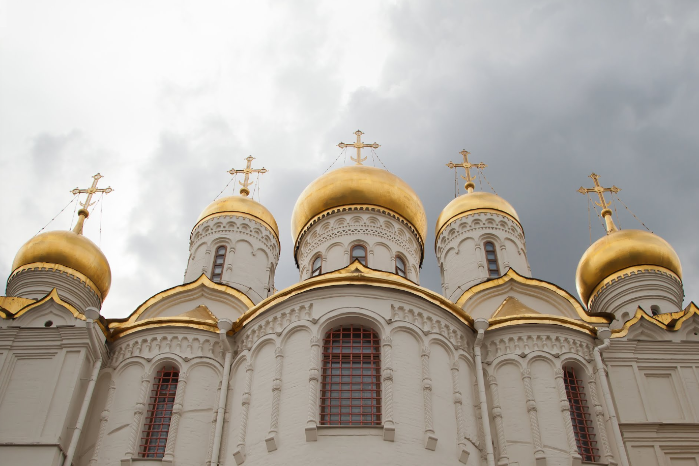Праздник явления на небе Креста Господня в Иерусалиме и Купавница 20 мая 2023 года: что можно и нельзя делать