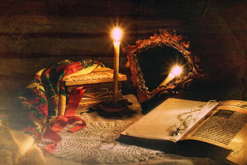 Священник рассказал, чем опасны гадания на Крещенский сочельник